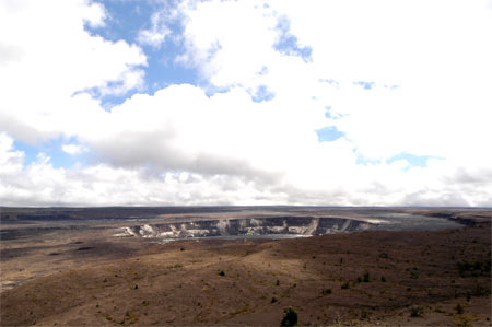 キラウエア火山国立公園の火口